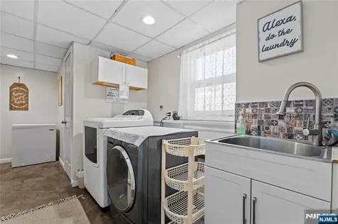 65 Miller Avenue Elmwood Park NJ 07407