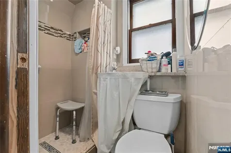 65 Miller Avenue Elmwood Park NJ 07407