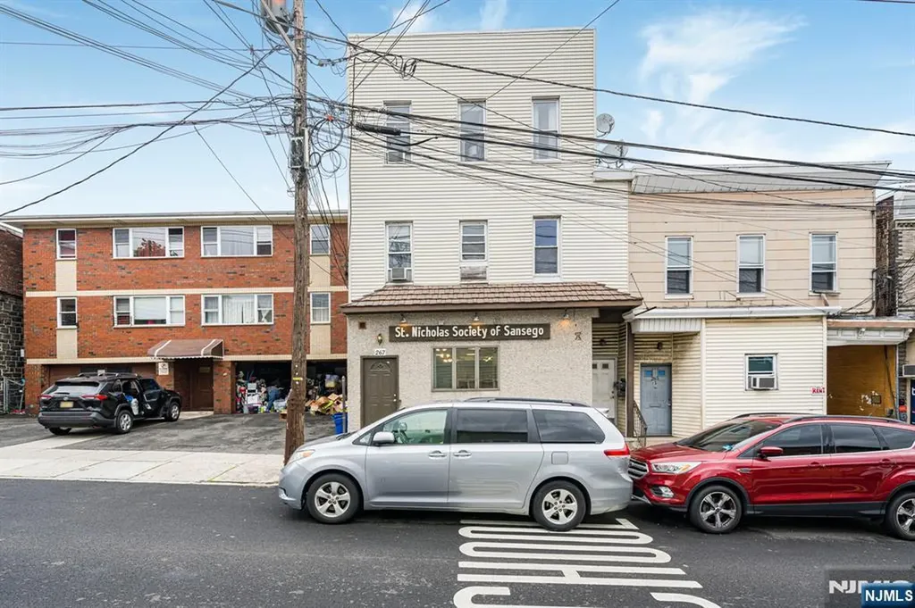 267 Walker Street Fairview NJ 07022