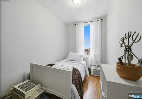 267 Walker Street Fairview NJ 07022