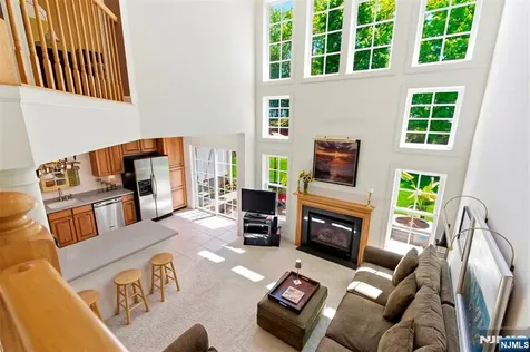 69 Magnolia Way North Haledon NJ 07508