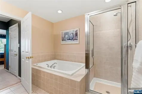 69 Magnolia Way North Haledon NJ 07508