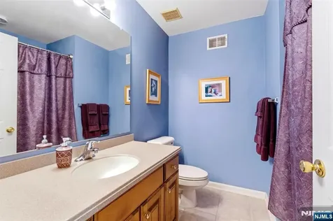 69 Magnolia Way North Haledon NJ 07508