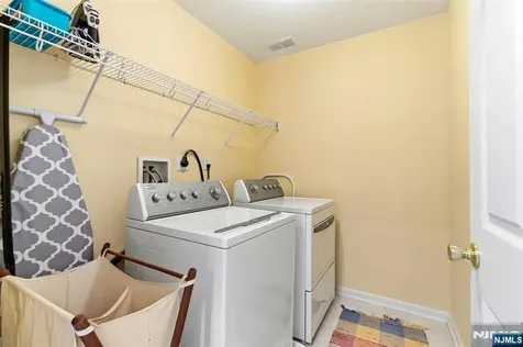 69 Magnolia Way North Haledon NJ 07508