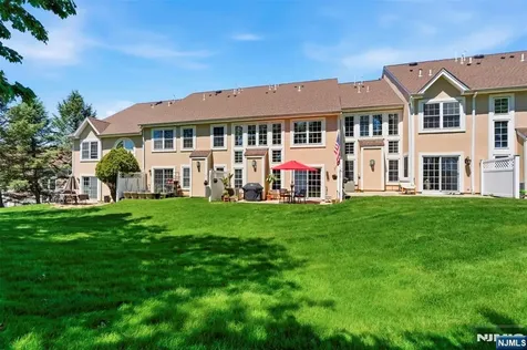69 Magnolia Way North Haledon NJ 07508