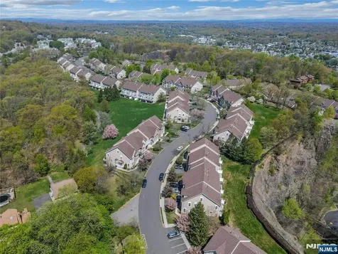 69 Magnolia Way North Haledon NJ 07508