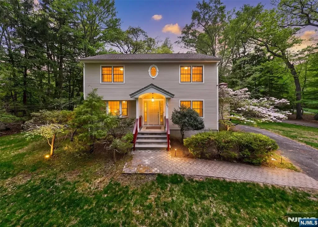 157 Grove Street Ramsey NJ 07446