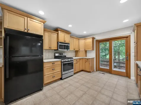 157 Grove Street Ramsey NJ 07446
