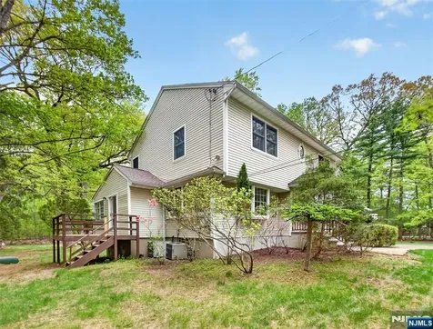 157 Grove Street Ramsey NJ 07446