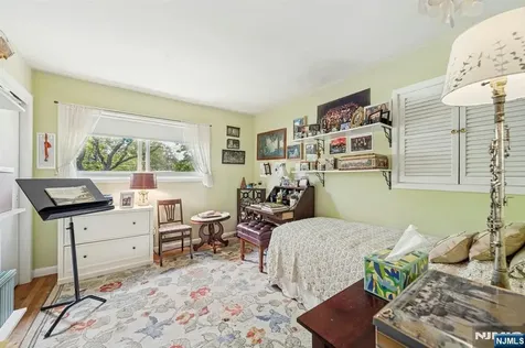 60 Oak Street Harrington Park NJ 07640
