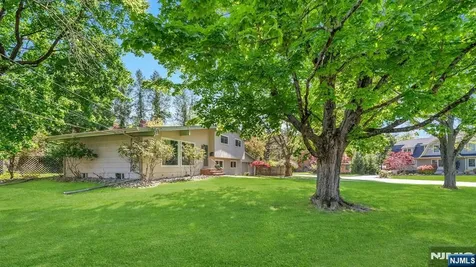 60 Oak Street Harrington Park NJ 07640