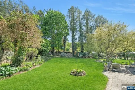 60 Oak Street Harrington Park NJ 07640