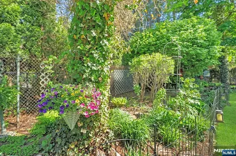 60 Oak Street Harrington Park NJ 07640