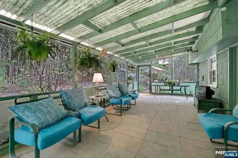335 Bradley Avenue Northvale NJ 07647