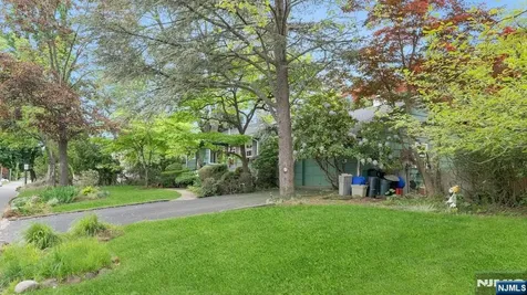 335 Bradley Avenue Northvale NJ 07647