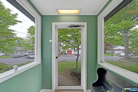 335 Bradley Avenue Northvale NJ 07647
