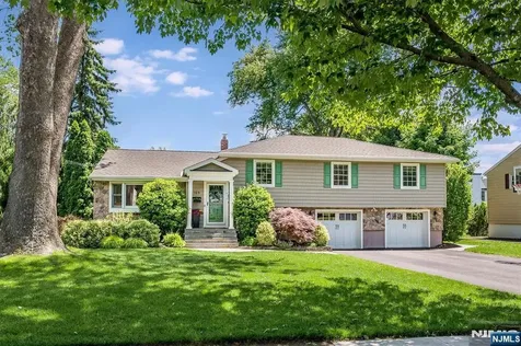 169 Hillman Avenue Glen Rock NJ 07452