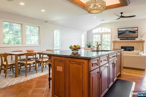 169 Hillman Avenue Glen Rock NJ 07452