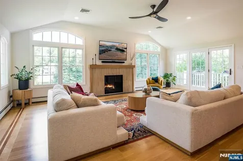 169 Hillman Avenue Glen Rock NJ 07452