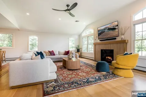 169 Hillman Avenue Glen Rock NJ 07452