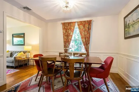169 Hillman Avenue Glen Rock NJ 07452