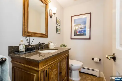169 Hillman Avenue Glen Rock NJ 07452