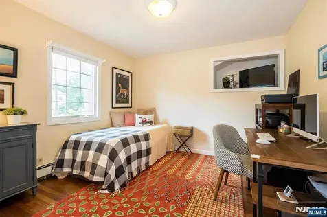 169 Hillman Avenue Glen Rock NJ 07452
