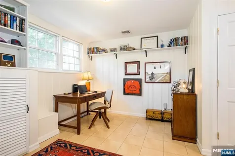 169 Hillman Avenue Glen Rock NJ 07452