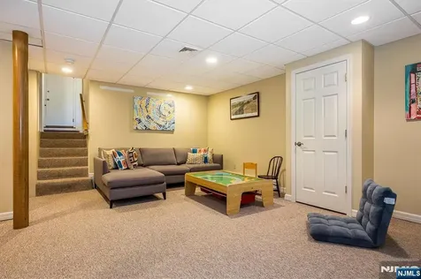 169 Hillman Avenue Glen Rock NJ 07452