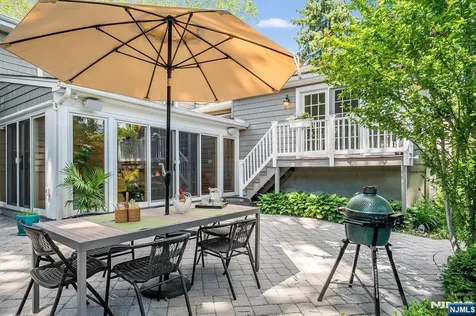 169 Hillman Avenue Glen Rock NJ 07452