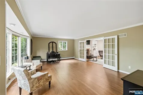 7 Ellsworth Terrace Montvale NJ 07645