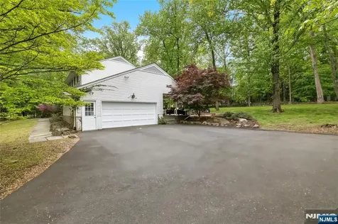 7 Ellsworth Terrace Montvale NJ 07645
