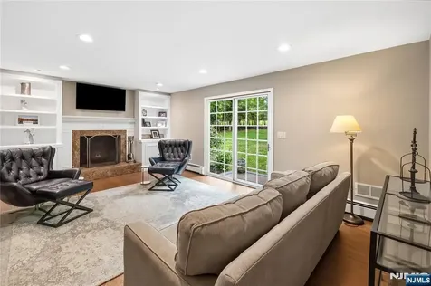 7 Ellsworth Terrace Montvale NJ 07645