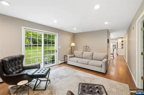 7 Ellsworth Terrace Montvale NJ 07645