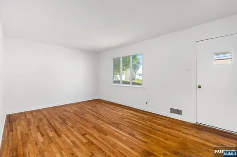 23 Riverdale Avenue Belleville NJ 07109