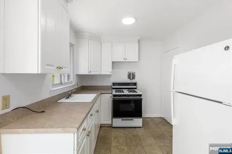 23 Riverdale Avenue Belleville NJ 07109