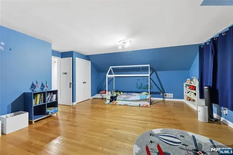4 Barberry Way Essex Fells NJ 07021