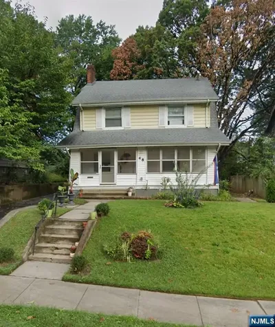 48 Laurel Avenue East Orange NJ 07017
