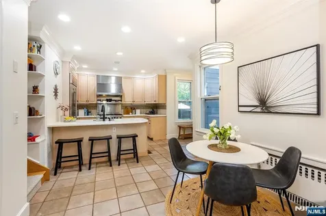 132 Christopher Montclair NJ 07042