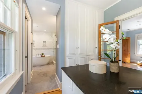 132 Christopher Montclair NJ 07042