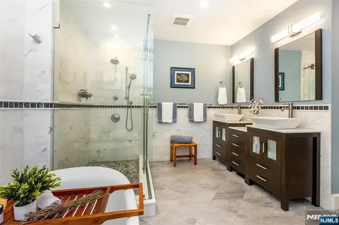 132 Christopher Montclair NJ 07042