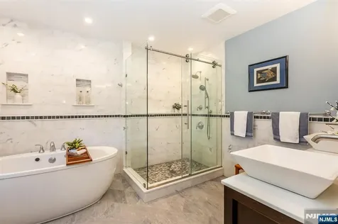 132 Christopher Montclair NJ 07042