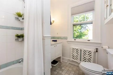 132 Christopher Montclair NJ 07042