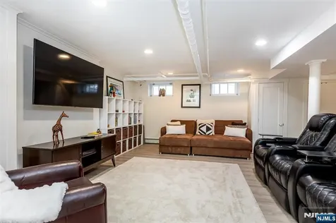 132 Christopher Montclair NJ 07042
