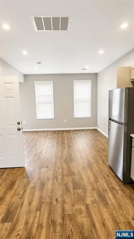 647 Grove Street Irvington NJ 07111