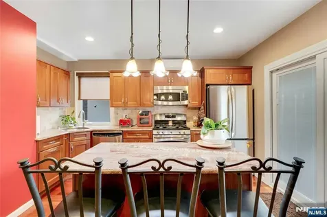 1130 Edgewood Lane Fort Lee NJ 07024