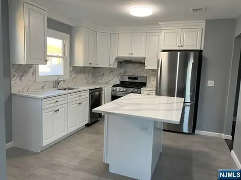 9006 Palisade Plaza North Bergen NJ 07047