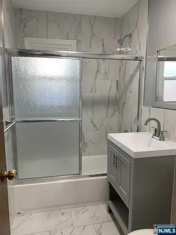 9006 Palisade Plaza North Bergen NJ 07047