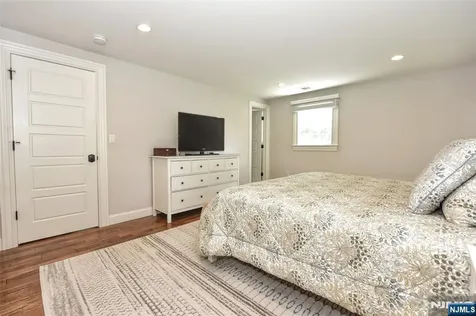 523 Ewing Avenue Franklin Lakes NJ 07417