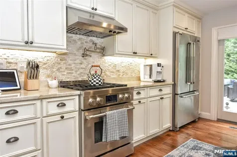 523 Ewing Avenue Franklin Lakes NJ 07417